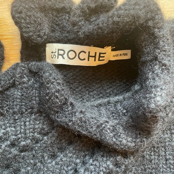 St Roche black puff sleeve sweater - Picture 4 of 5